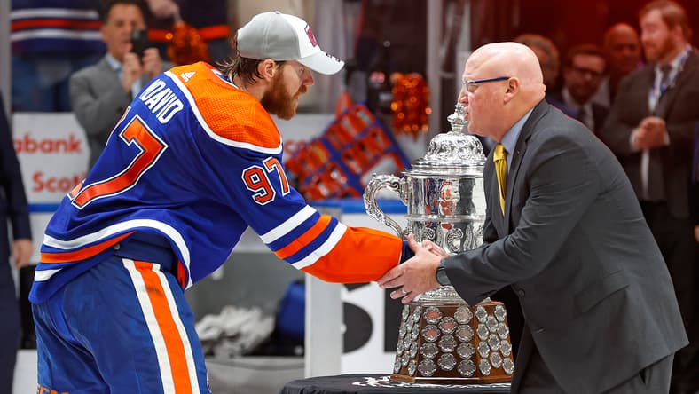 NHL: Stanley Cup Playoffs-Dallas Stars at Edmonton Oilers