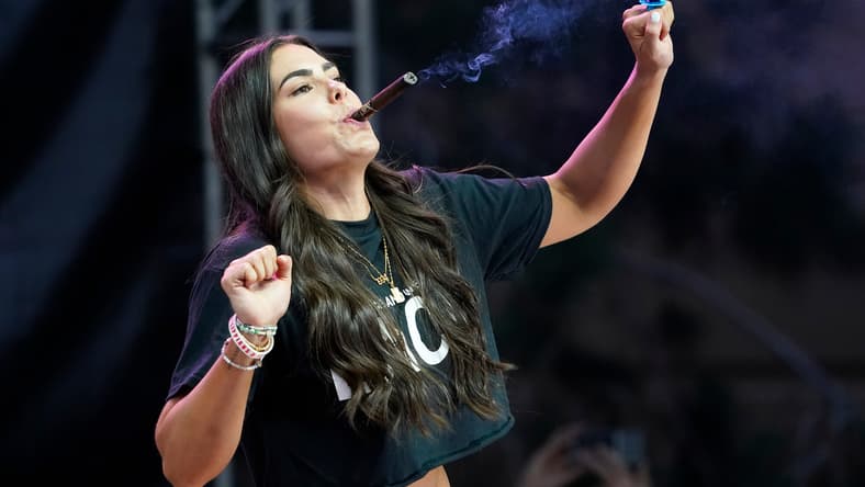 kelsey plum