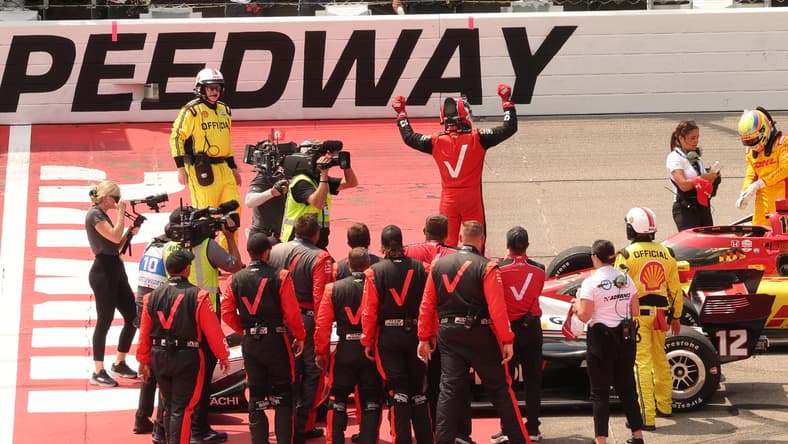 IndyCar: Iowa Speedway Race 1