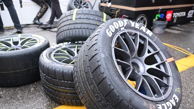 NASCAR: USA TODAY 301