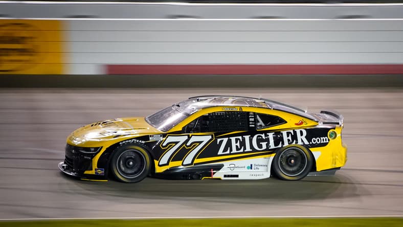 Carson Hocevar, Denny Hamlin