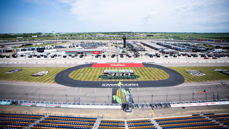 NASCAR results today, Iowa Corn 350