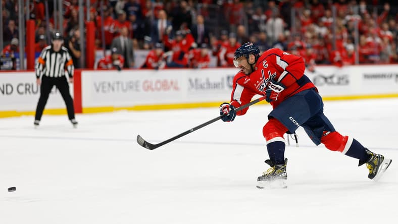 NHL: Vancouver Canucks at Washington Capitals