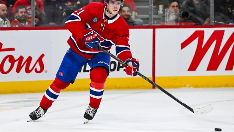 NHL: Chicago Blackhawks at Montreal Canadiens