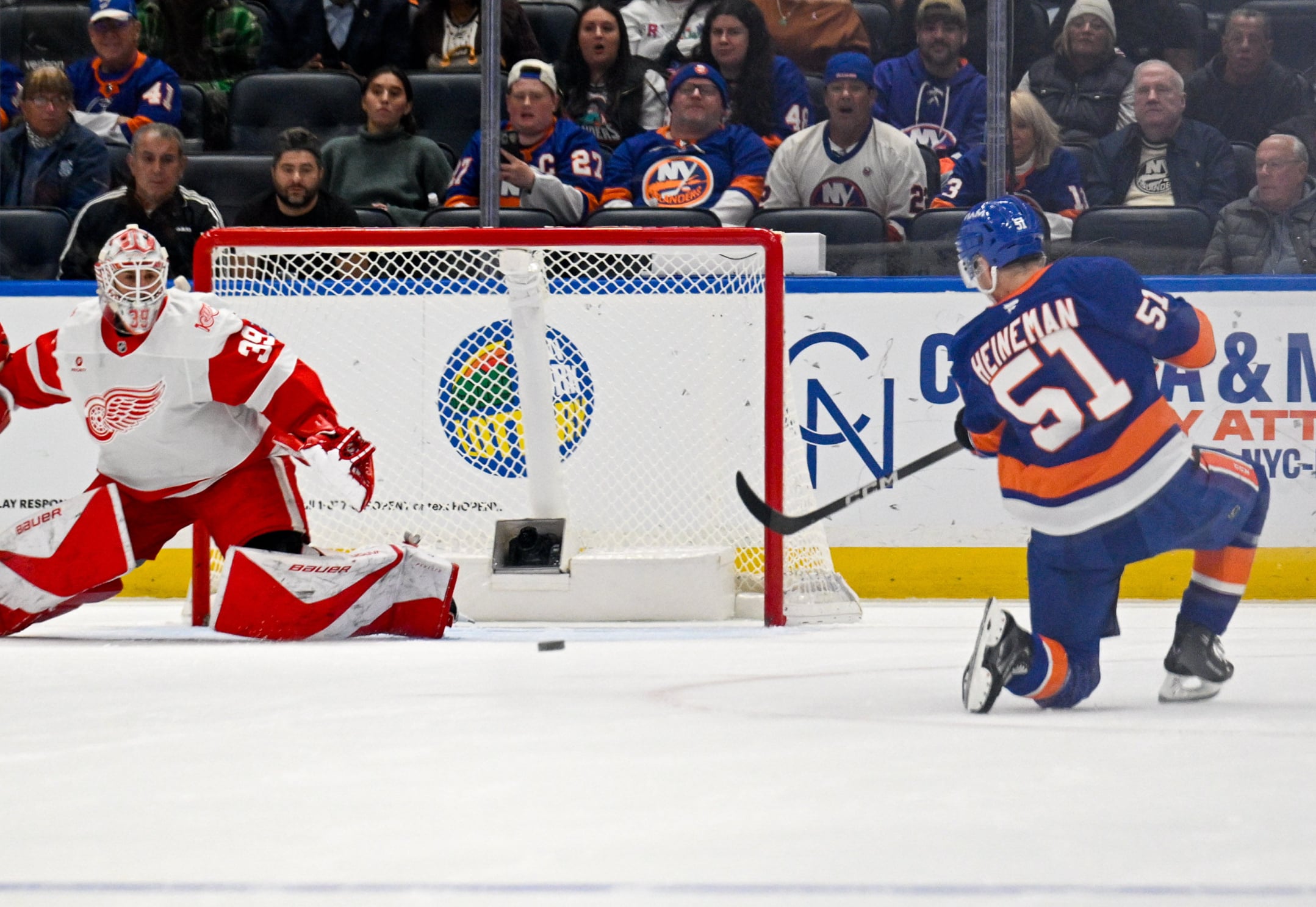 NHL: Detroit Red Wings at New York Islanders, emil heineman, former Montreal canadiens player
