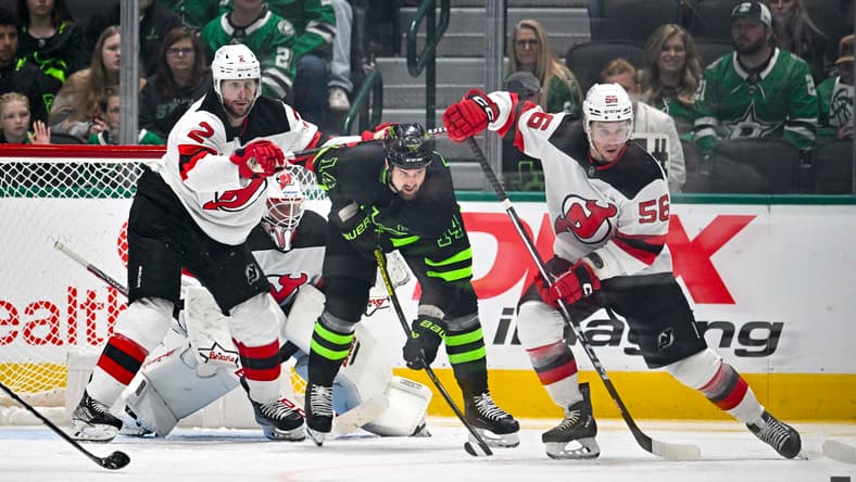NHL: New Jersey Devils at Dallas Stars