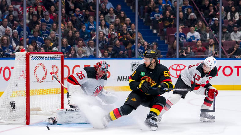 NHL: New Jersey Devils at Vancouver Canucks