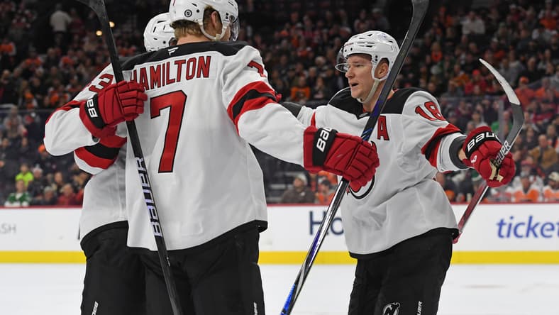 NHL: New Jersey Devils at Philadelphia Flyers