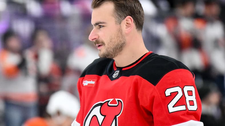 NHL: Philadelphia Flyers at New Jersey Devils