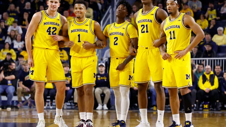 college basketball rankings