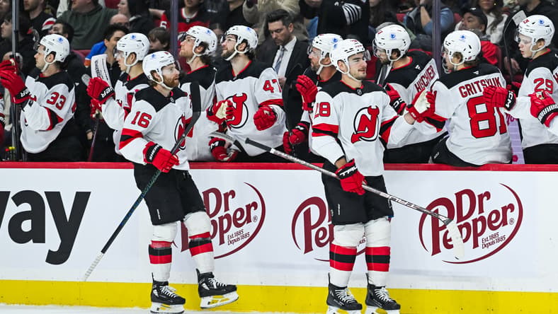 NHL: New Jersey Devils at Ottawa Senators