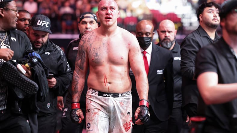 ufc heavyweight rankings