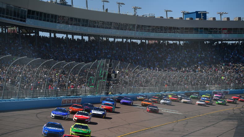 NASCAR Race Today, Straight Talk Wireless 500