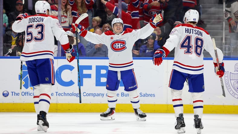 NHL: Montreal Canadiens at Buffalo Sabres, Cole Caufield goal.