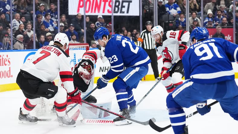 NHL: New Jersey Devils at Toronto Maple Leafs
