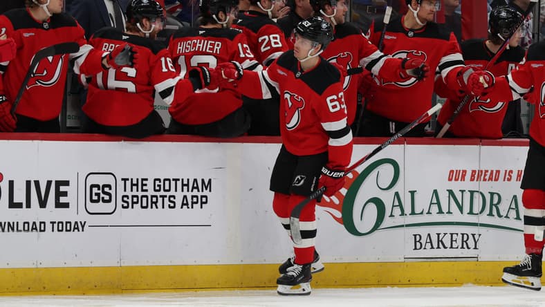 NHL: New York Rangers at New Jersey Devils