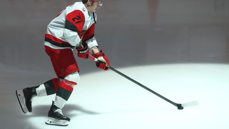 NHL: Carolina Hurricanes at Pittsburgh Penguins