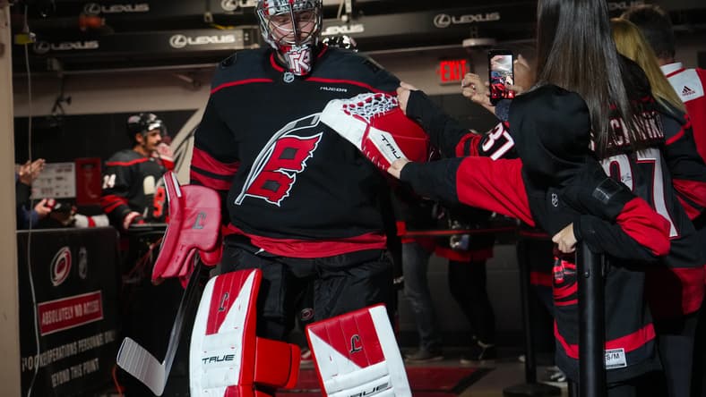 NHL: Vancouver Canucks at Carolina Hurricanes