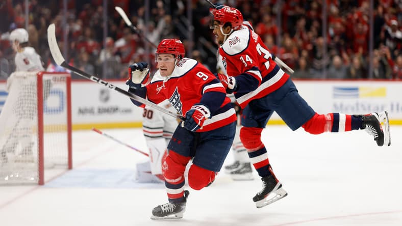 NHL: Chicago Blackhawks at Washington Capitals