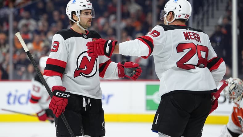 NHL: New Jersey Devils at Philadelphia Flyers