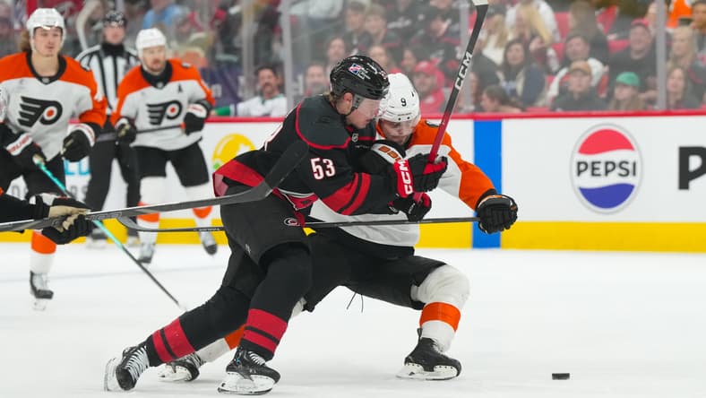 NHL: Stanley Cup Playoffs-Philadelphia Flyers at Carolina Hurricanes
