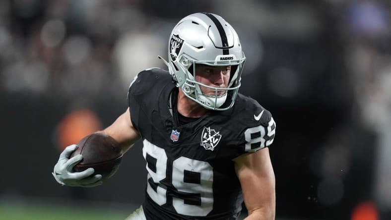 brock bowers contract las vegas raiders