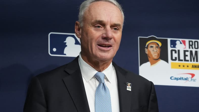 MLB: World Series-Toronto Blue Jays at Los Angeles Dodgers