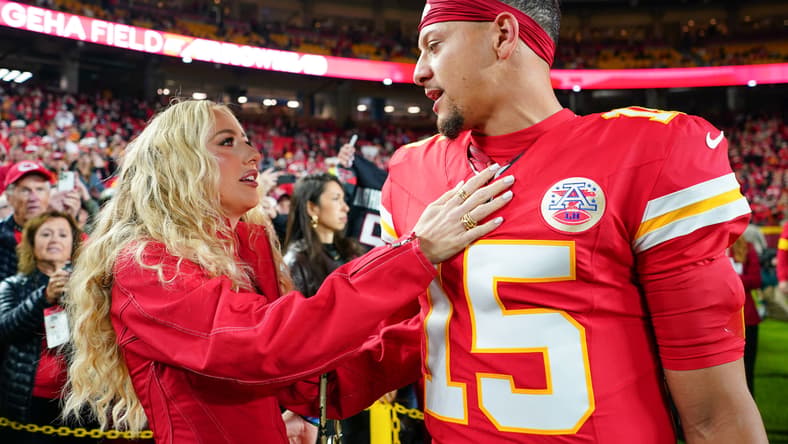 NFL: Washington Commanders at Kansas City Chiefs