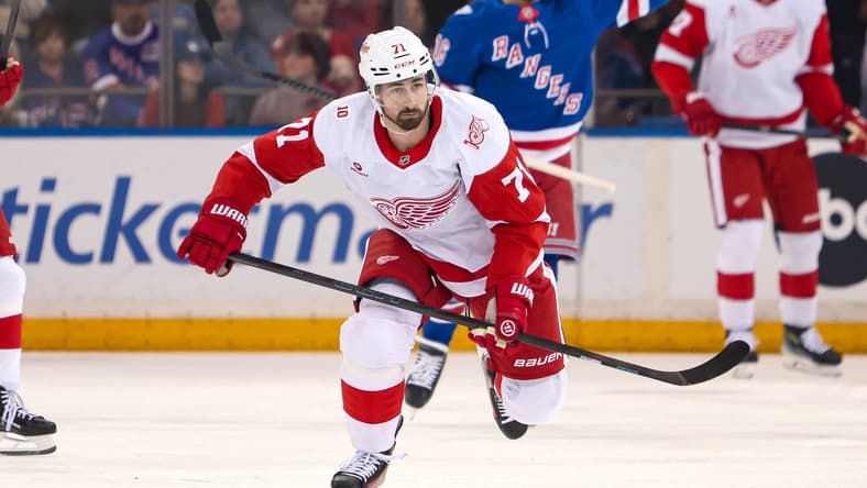 NHL: Detroit Red Wings at New York Rangers