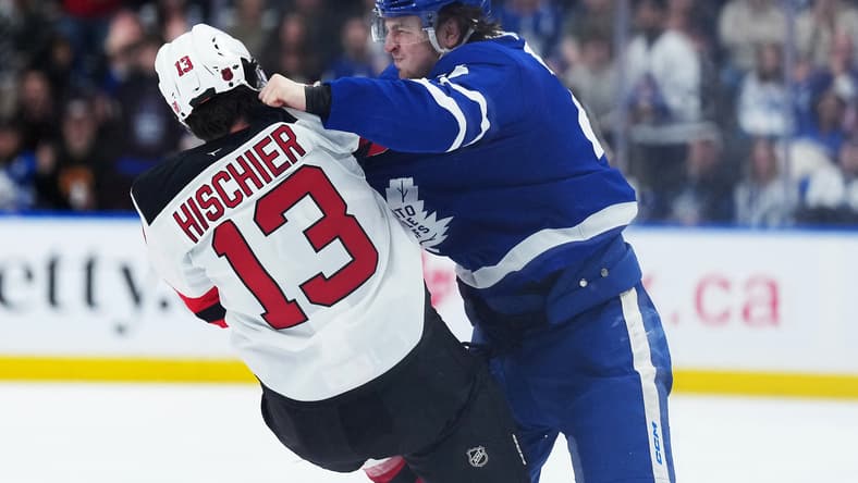 NHL: New Jersey Devils at Toronto Maple Leafs