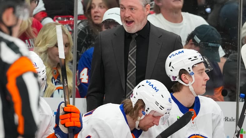 NHL: New York Islanders at Carolina Hurricanes