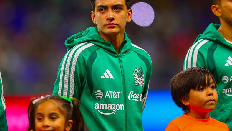 Soccer: MexTour-Paraguay at Mexico