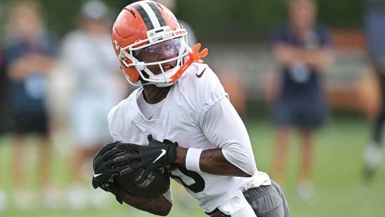 Cleveland Browns Isaiah Bond