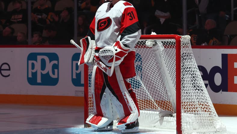 NHL: Carolina Hurricanes at Pittsburgh Penguins