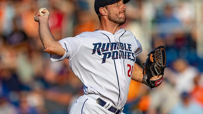 An announced crowd of 7,491, a Mirabito Stadium baseball record, saw Max Scherzer and James McCann rehab with the Binghamton Rumble Ponies. Reading won, 7-6.

Mets Rehab At Rumble Ponies Gallery 008