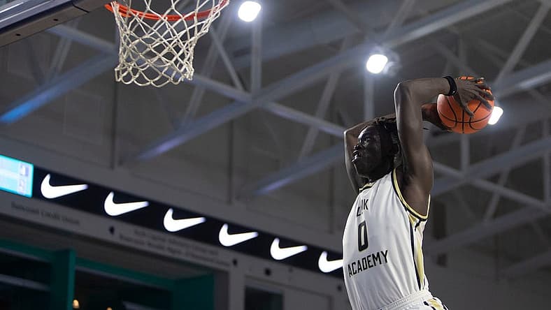 Link Academy's Omaha Biliew (0) dunks during the second half of the GEICO Nationals semifinal between Prolific Prep (Calif.) and Link Academy (Mo.), Friday, April 1, 2022, at Suncoast Credit Union Arena in Fort Myers, Fla.Link Academy defeated Prolific Prep 59-53.

GEICO Nationals 2022: Prolific Prep (Calif.) vs. Link Academy (Mo.) semifinal, April 1, 2022