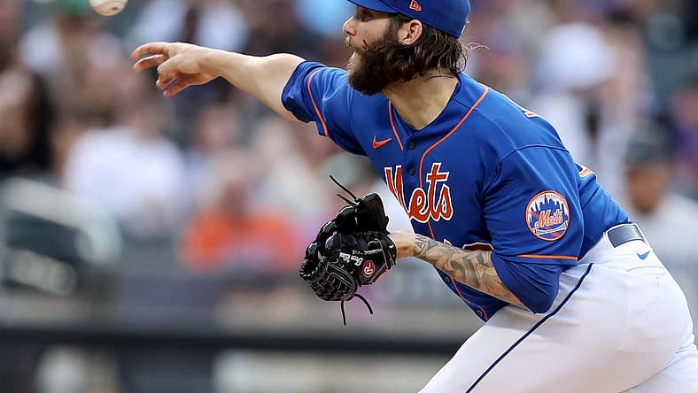 Jul 7, 2022; New York City, New York, USA; New York Mets starting pitcher Trevor Williams (29) pitches against the Miami Marlins during the first inning at Citi Field. Mandatory Credit: Brad Penner-USA TODAY Sports