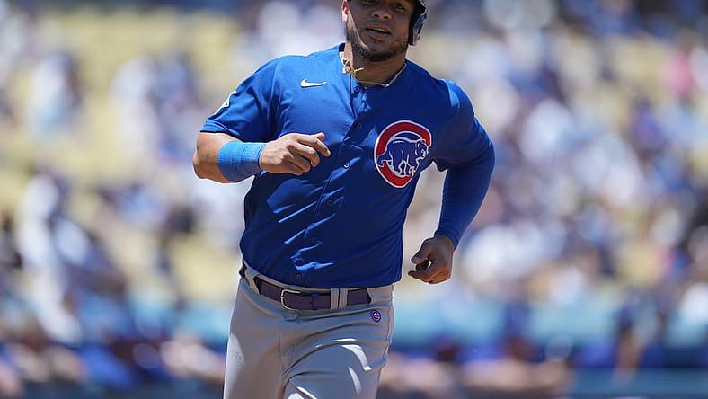 Jul 10, 2022; Los Angeles, California, USA; Chicago Cubs designated hitter Willson Contreras (40) scores in the first inning against the Los Angeles Dodgers at Dodger Stadium. Mandatory Credit: Kirby Lee-USA TODAY Sports