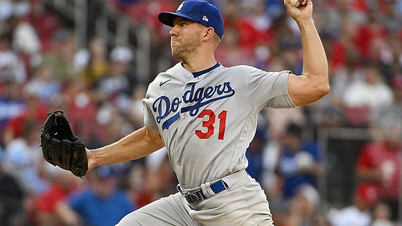 Jul 14, 2022; St. Louis, Missouri, USA; Los Angeles Dodgers starting pitcher Tyler Anderson (31) pitches against the St. Louis Cardinals during the third inning at Busch Stadium. Mandatory Credit: Jeff Curry-USA TODAY Sports