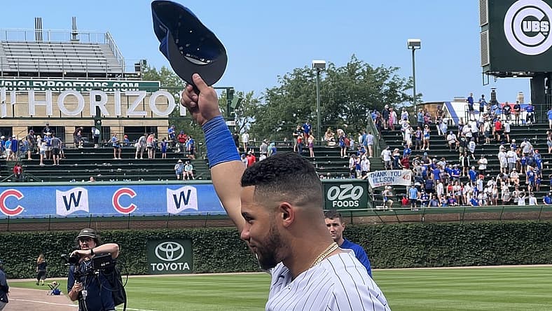 Jul 26, 2022; Chicago, Illinois, USA; Chicago Cubs catcher Willson Contreras (40) tips his cap to the fans after the game against the Pittsburgh Pirates at Wrigley Field. Mandatory Credit: David Banks-USA TODAY Sports