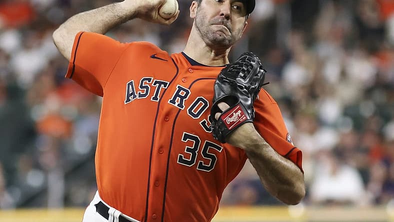 Jul 29, 2022; Houston, Texas, USA; Houston Astros starting pitcher Justin Verlander (35) pitches against the Seattle Mariners in the second inning at Minute Maid Park. Mandatory Credit: Thomas Shea-USA TODAY Sports