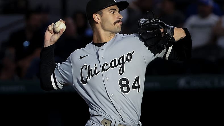 Aug 5, 2022; Arlington, Texas, USA; Chicago White Sox starting pitcher Dylan Cease (84) throws during the first inning against the Texas Rangers at Globe Life Field. Mandatory Credit: Kevin Jairaj-USA TODAY Sports