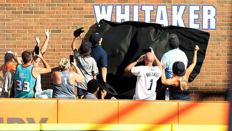 Former Tigers great Lou Whitaker had his No. 1 Jersey retired before the game against the Rays on Saturday, Aug. 6, 2022, at Comerica Park.
Tigers2