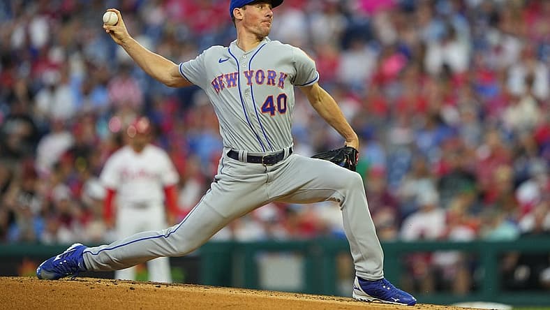 Aug 19, 2022; Philadelphia, Pennsylvania, USA; New York Mets pitcher Chris Bassitt (40) delivers a pitch against the Philadelphia Phillies during the first inning at Citizens Bank Park. Mandatory Credit: Gregory Fisher-USA TODAY Sports