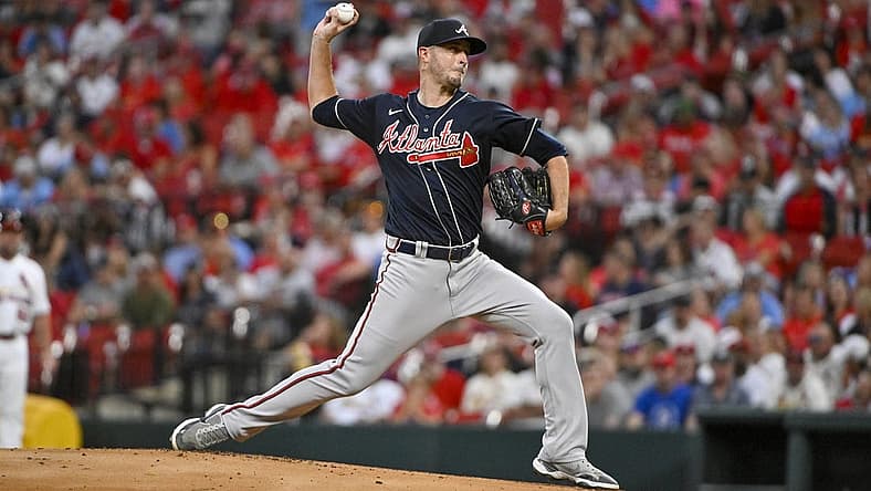 Aug 28, 2022; St. Louis, Missouri, USA;  Atlanta Braves starting pitcher Jake Odorizzi (12) pitches against the St. Louis Cardinals during the first inning at Busch Stadium. Mandatory Credit: Jeff Curry-USA TODAY Sports
