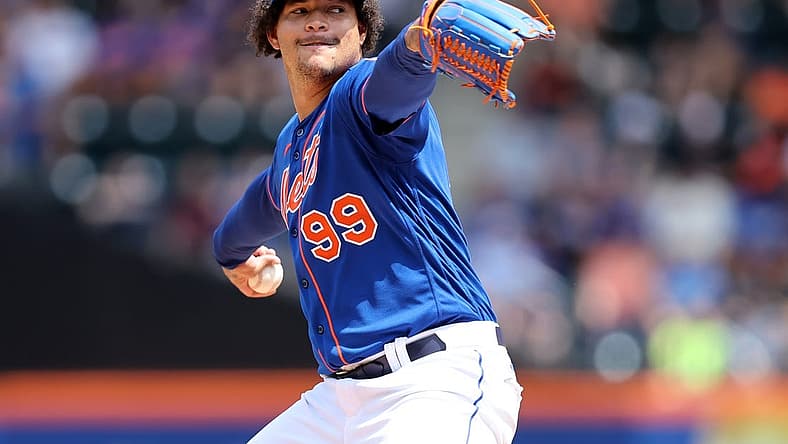 Aug 10, 2022; New York City, New York, USA; New York Mets starting pitcher Taijuan Walker (99) pitches against the Cincinnati Reds during the first inning at Citi Field. Mandatory Credit: Brad Penner-USA TODAY Sports