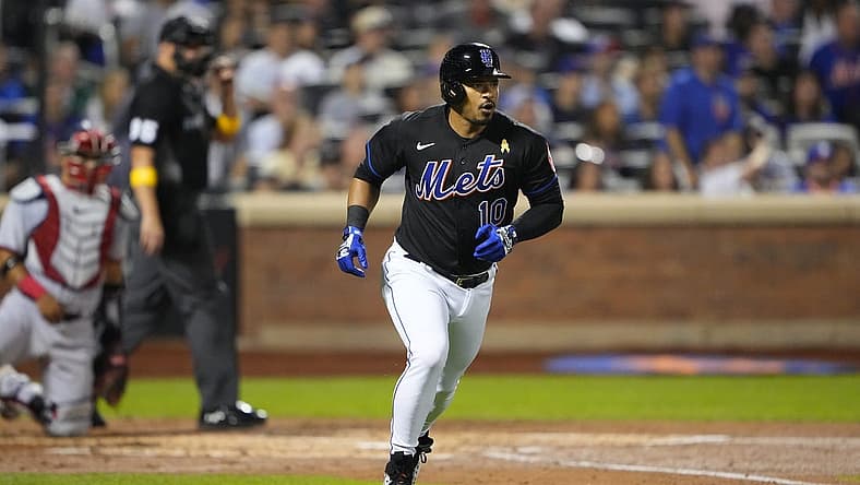 Sep 2, 2022; New York City, New York, USA; New York Mets third baseman Eduardo Escobar (10) rounds the bases after hitting a two run home run against the Washington Nationals during the second inning at Citi Field. Mandatory Credit: Gregory Fisher-USA TODAY Sports