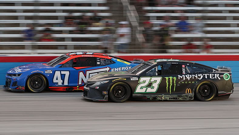 NASCAR: Autotrader EchoPark Automotive 500