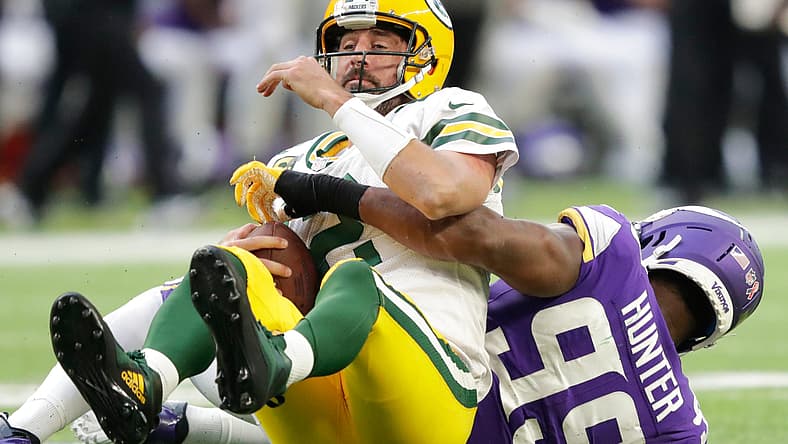 Aaron-Rodgers-Green-Bay-Packers
