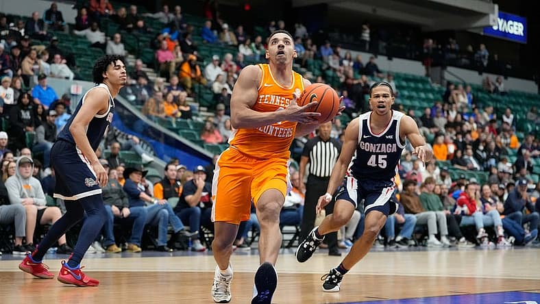 Oct 28, 2022; Frisco, TX, USA; Tennessee Volunteers guard Tyreke Key (4) drives to the basket against the Gonzaga Bulldogs during the second half at Comerica Center. Mandatory Credit: Chris Jones-USA TODAY Sports